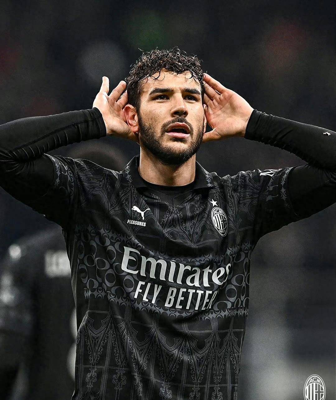 特奥一击制胜,米兰8场不败,坐稳前三,送卫冕冠军45