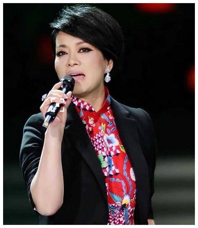 歌坛最佳唱功9位歌手:王杰落选,那英备受争议!_音乐