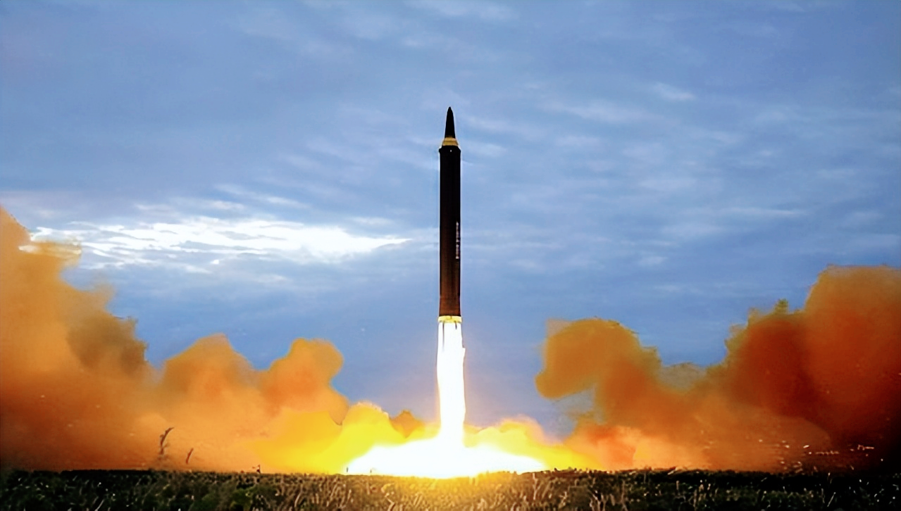 如果中日爆发战争,日本能扛多少枚东风41导弹?_爆炸