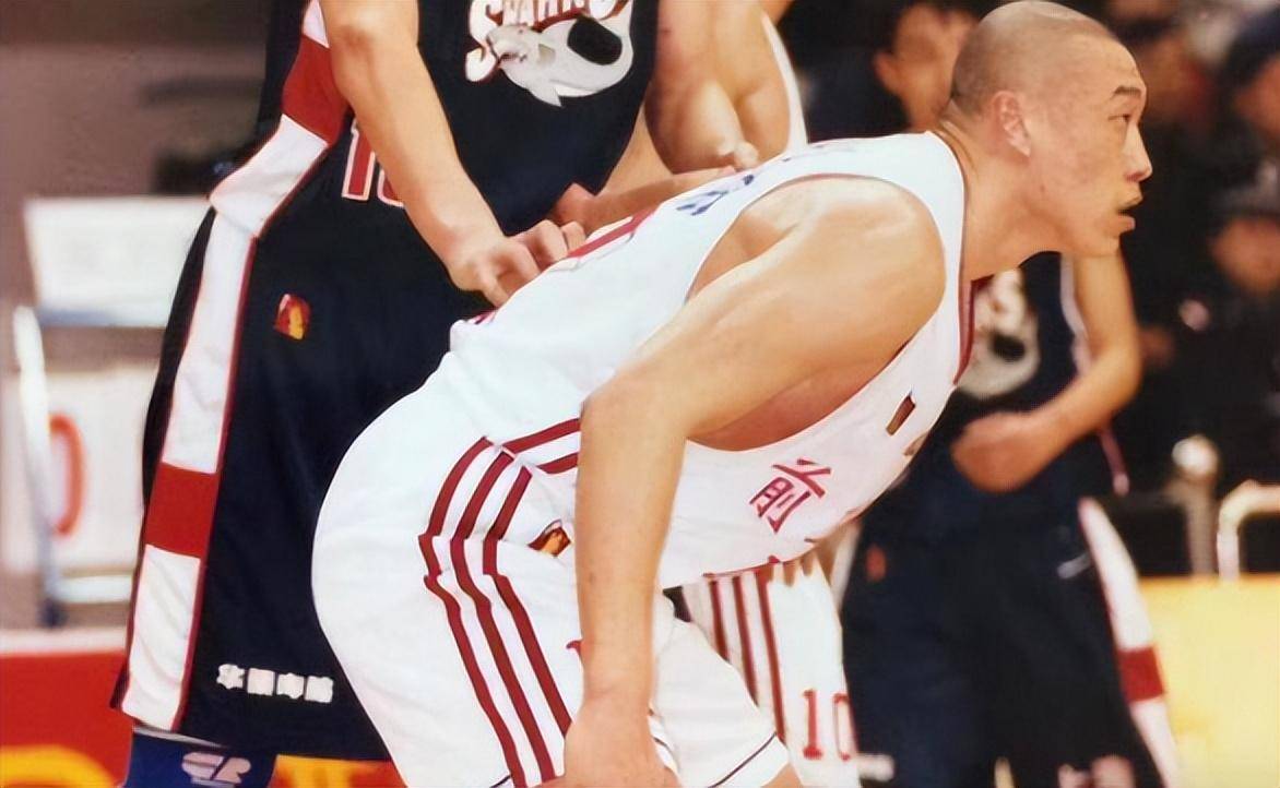 前男篮国手马健:妻子是日本美女,育有2儿1女,在拉斯维加斯买房_篮球