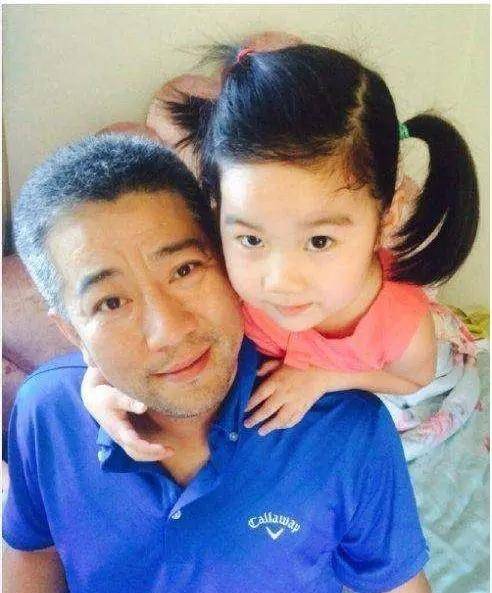 他是蒋勤勤初恋,分手后转身另娶她人,弥留之际念的却