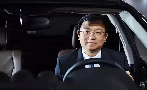 比亚迪创始人王传福:在嫂子帮助下完成学业,成功后回馈嫂子无微不至的