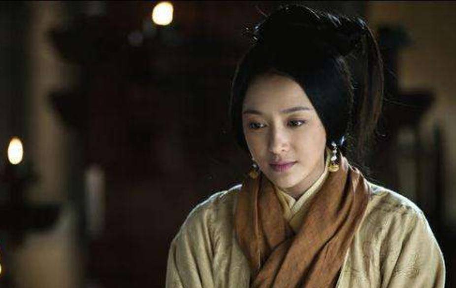 逼少女15岁前出嫁,60年后助攻汉武帝痛击匈奴_刘邦_吕雉_樊哙