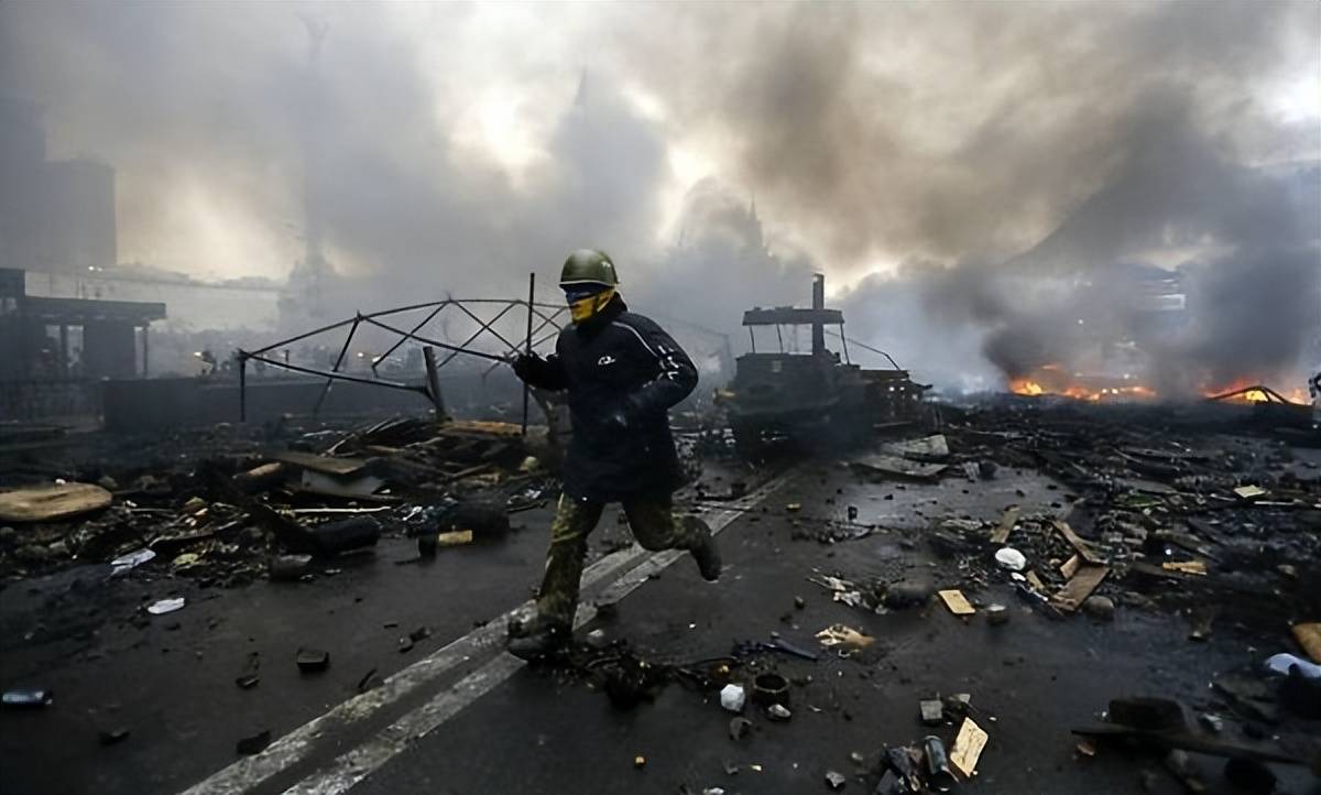 美提前宣布战果,乌放弃抵抗接受失败,俄赢新年第一场标志性大胜_乌军