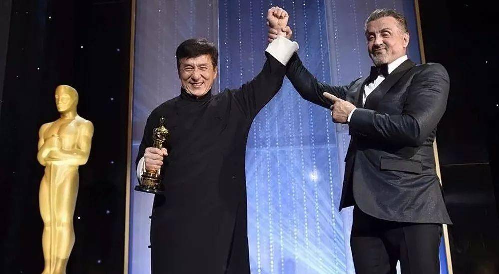 为什么张曼玉之后,成龙电影中的龙女郎都红不起来了?