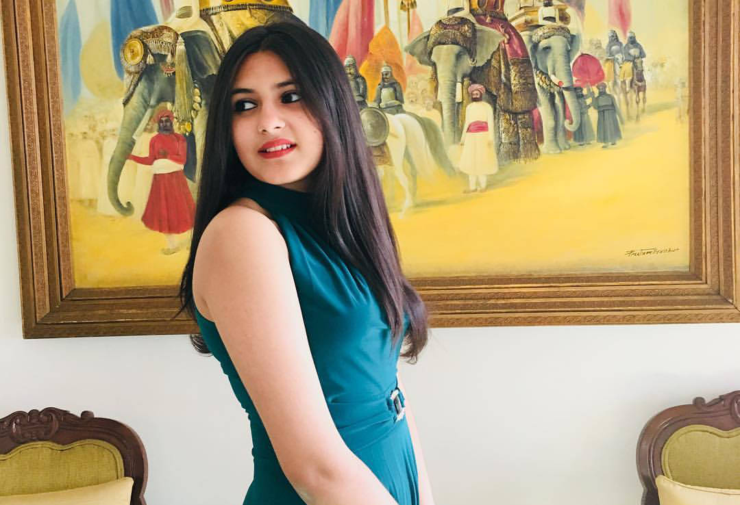 19岁童星苏哈妮因罕见病去世,曾在《摔跤吧,爸爸》中饰演女儿_电影