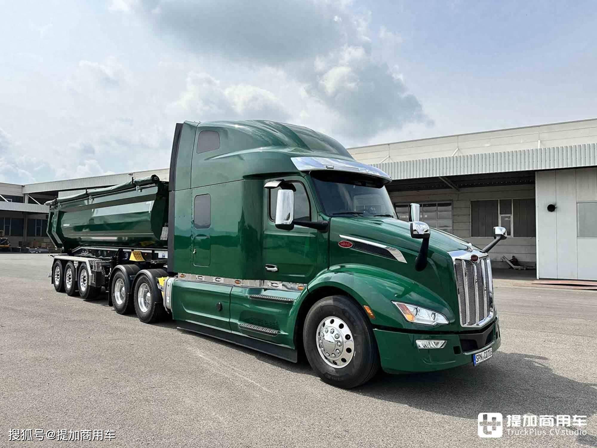 11年服役,仅行驶21000公里,荷兰达夫官方购买了这台美国长头卡车?