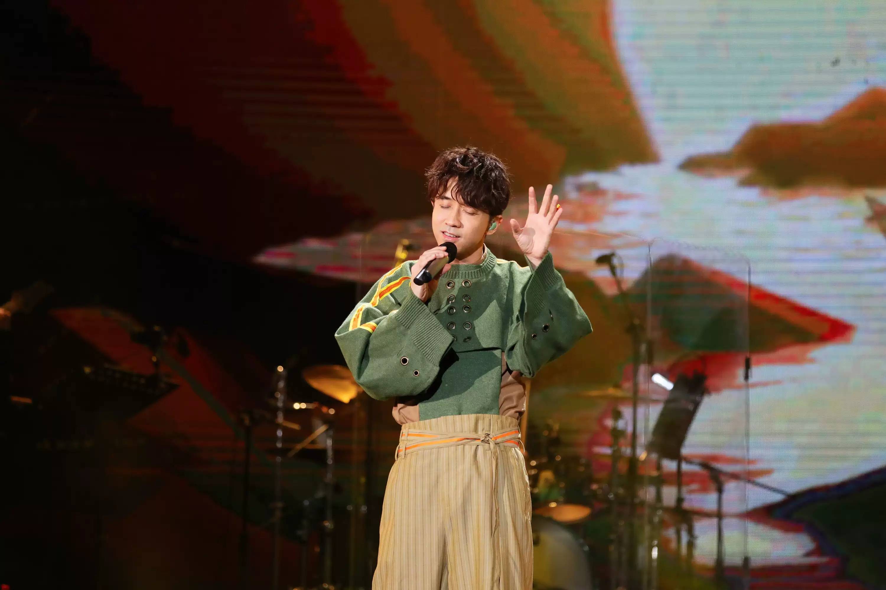 光良演唱会邀请您一起参加他的"今晚我不孤独2.