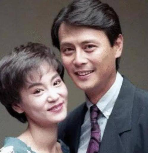 悲惨刘雪华:被相恋6年渣男"害"不孕,结婚12年丈夫坠楼身亡_刘德凯