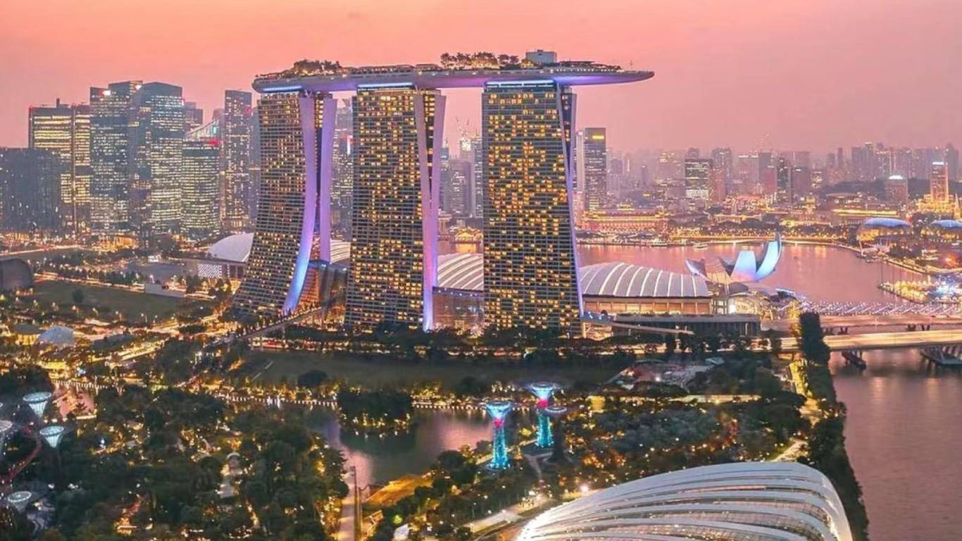 新加坡旅游真的那么贵吗?免签后的中产阶级感叹"再也不来了"!