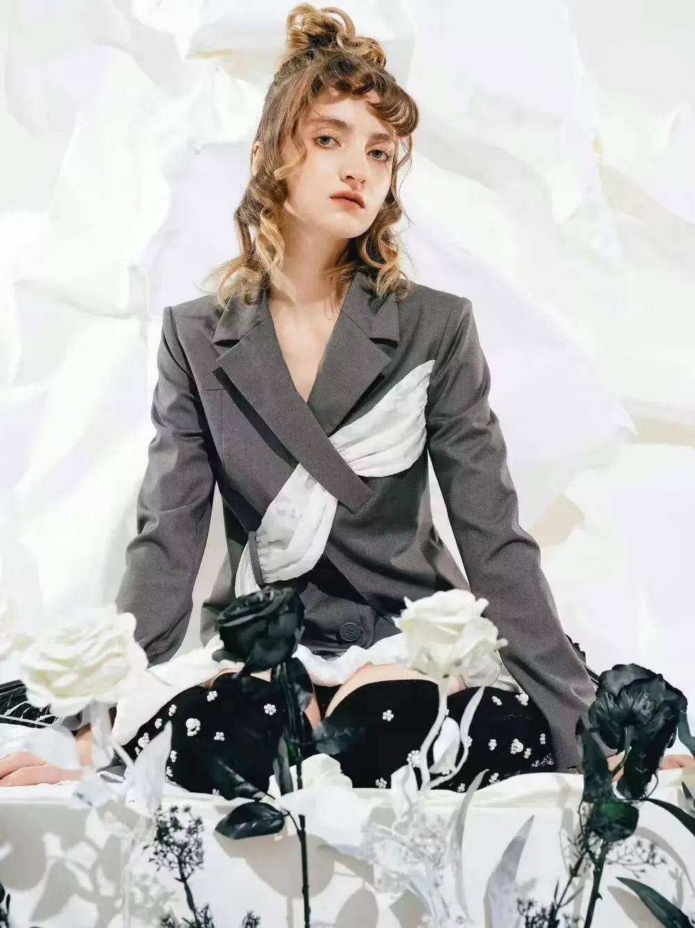 很受品牌客户喜爱的外国女模特:lenny | 主打的就是经济实惠!