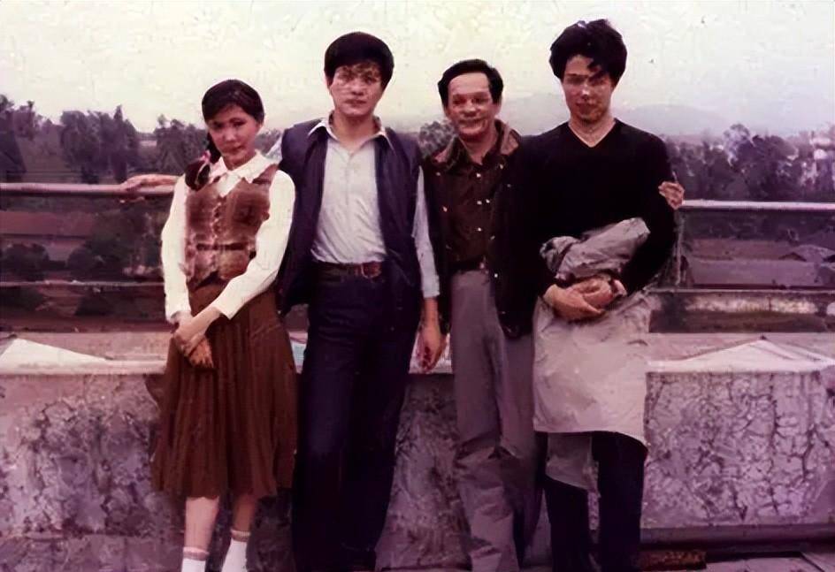 张铁林:舌吻徐峥老婆惹人嫌,潇洒一生独爱18岁女友