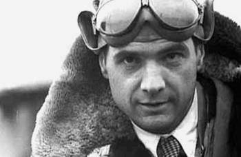 他是美国首个亿万富翁,有164位情人,晚年精神错乱孤苦而终_霍华德