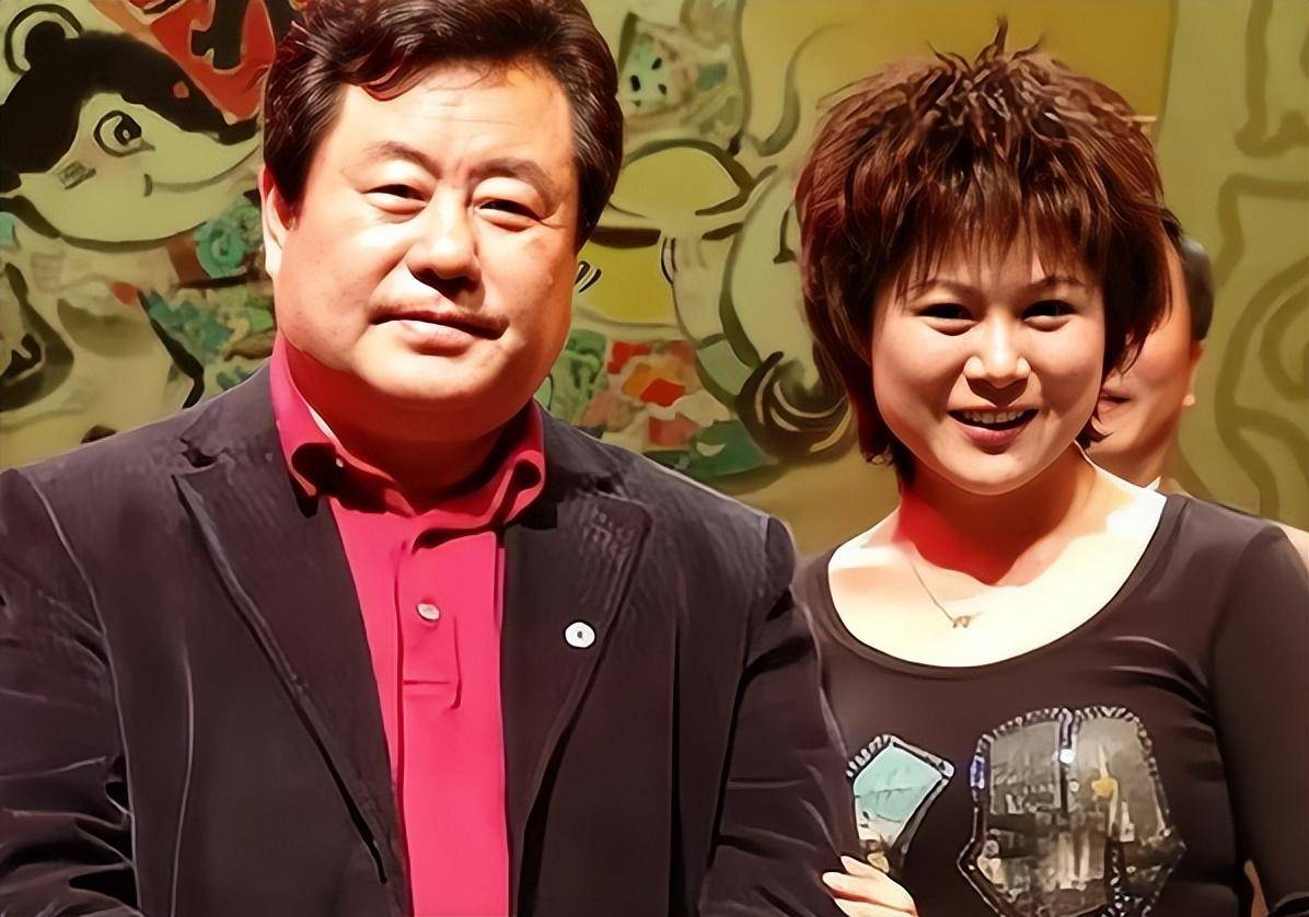 著名作曲家徐沛东:娶初恋女友为妻,撮合岳父与小姨再婚_崔静_结婚证