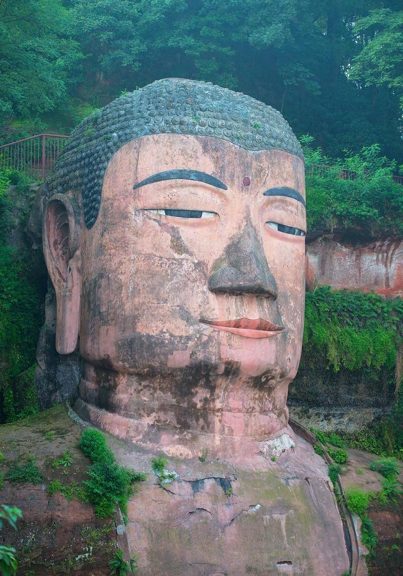 50年前乐山大佛大发现!胸口处发现神秘密室,所藏之物令人失望_弥勒_凌