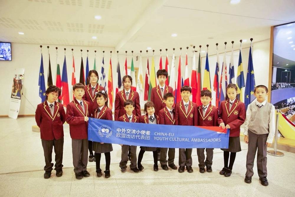 伊顿纪德:陪伴中国校园越来越美_校服_沈阳_合唱