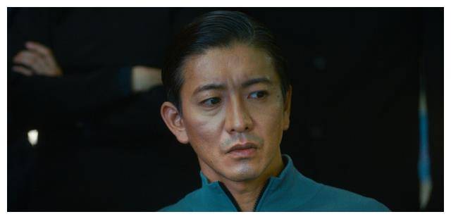 在这个让人思考自然与人类关系的故事中,木村拓哉的出色表现让我们