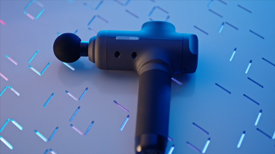 筋膜枪推荐款式二:gxa n12这款筋膜枪的重量是700