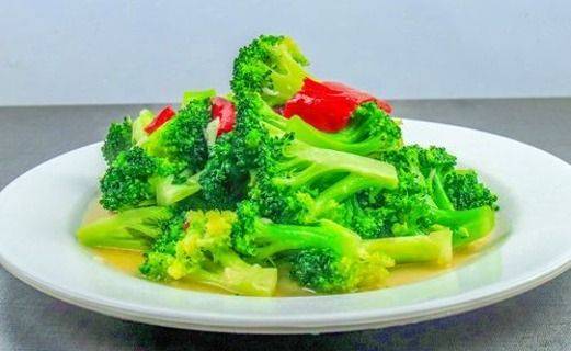 张红甫教你做清新美味,蒜蓉西兰花带来健康味蕾的享受_蒜末_技巧_口感