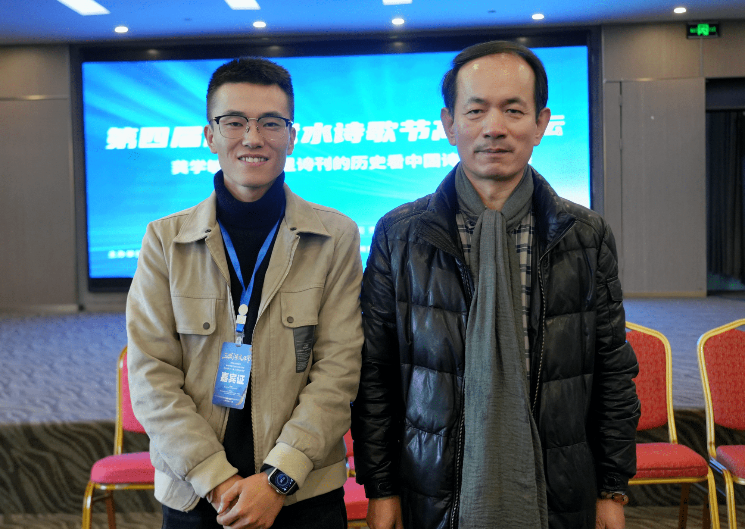 洪绍乾善于从隐秘的方向打开寻常物事内里的奥秘,那是一个安顿灵魂的