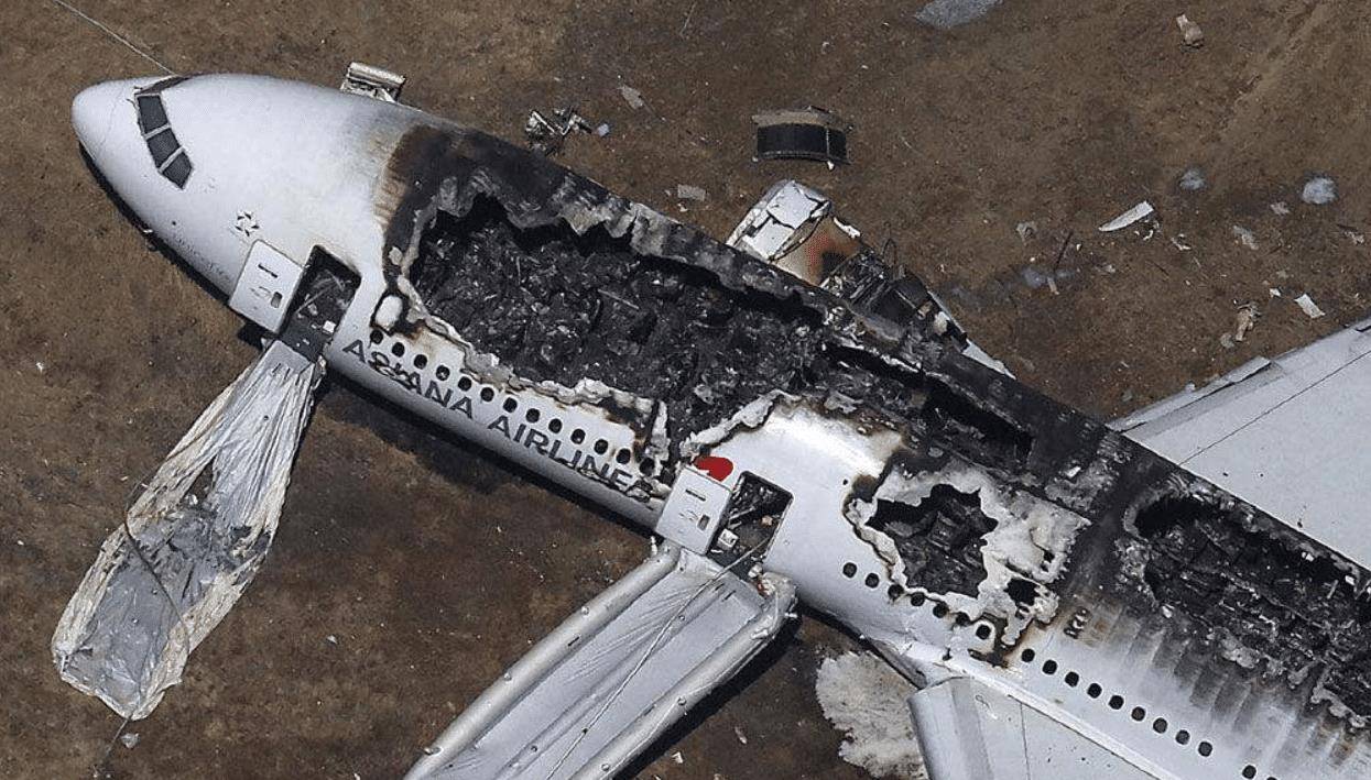 今天飞机事故最新消息图片