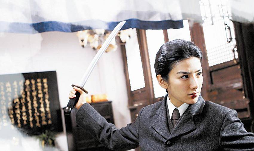 秋瑾曾对鲁迅拔刀相向,秋瑾和鲁迅的关系,究竟是怎样的_留学_革命