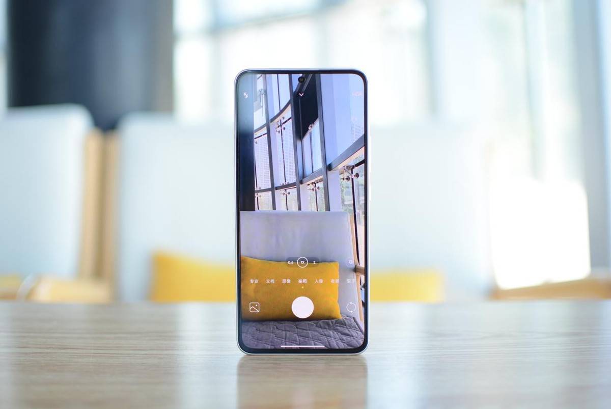 天玑9200 ,独立显卡x7 120w闪充,16gb 256gb旗舰跌至2299元_红米_手机