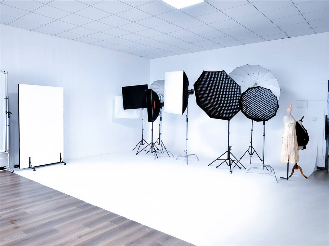 浦东小型直播间出租_办公_面积_租赁