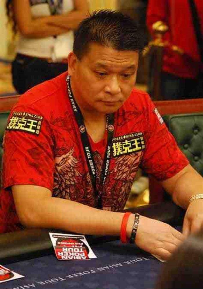 "赌神"原型:30岁横扫世界赌场,赌牌时有一个简单的