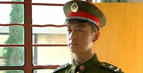 他曾因打架被北电开除,演技一级棒,却几十年不温不火_邢佳栋_观众