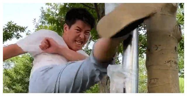 浙江小伙练出绝技,铁腿功寸拳二指禅震撼江湖,网友惊呼厉害!