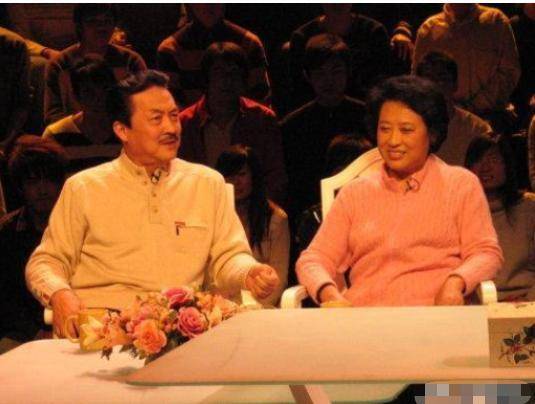 守患癌妻子23年,拍戏中因心脏病突发不幸离世_黄达亮_时候_女儿