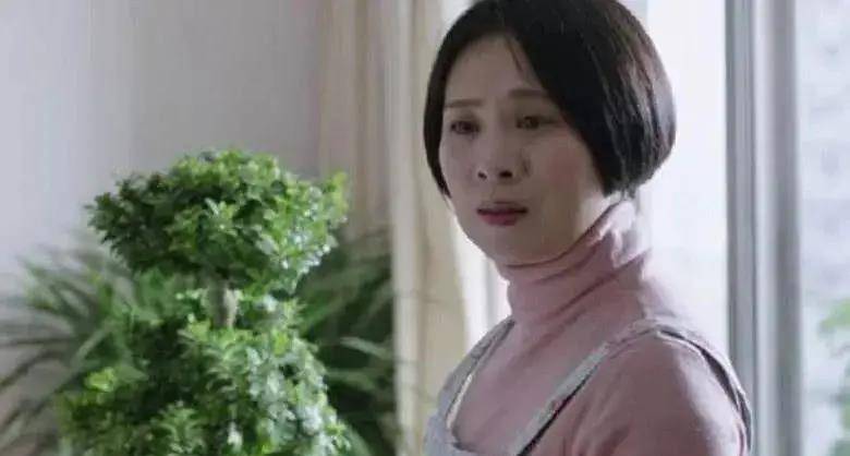 "蔡根花"涂凌:长得漂亮演技好,嫁圈外丈夫,幸福美满_女儿_父亲_妈妈