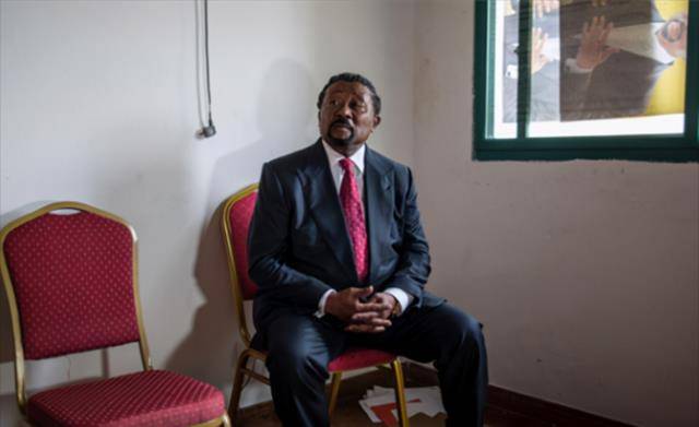 33年程志平赴法打工,病故异乡享国葬,70年代儿子让·平回国探亲_加蓬