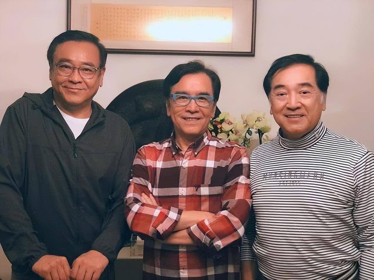 姜大卫尔冬升兄弟三代同堂新春团拜!