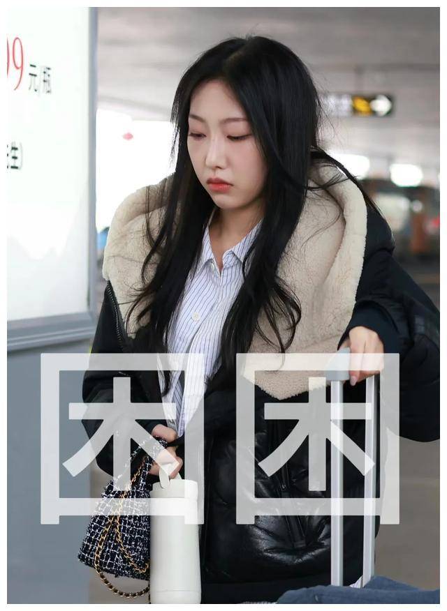 艺兴女团长相被嘲普通,网友建议整容._张艺兴_舞台_业务