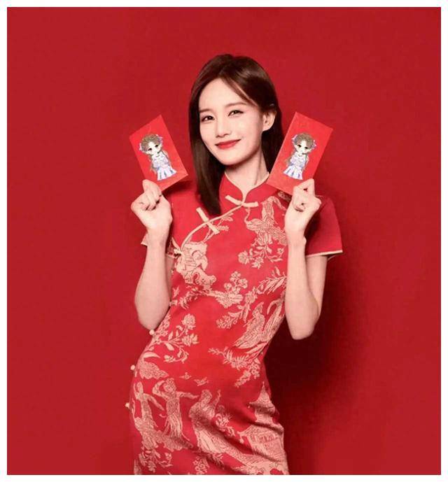 明星返乡过年:土味与高级齐上阵,李一桐搞笑配文笑翻天~_生活_家庭