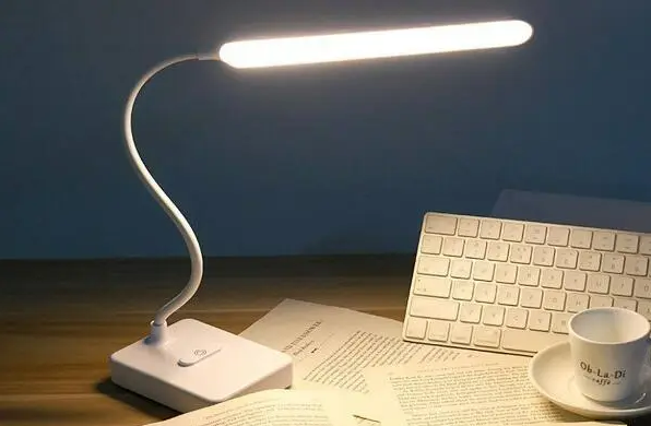 护眼灯防蓝光很重要吗知乎?护眼台灯选购最全指南!