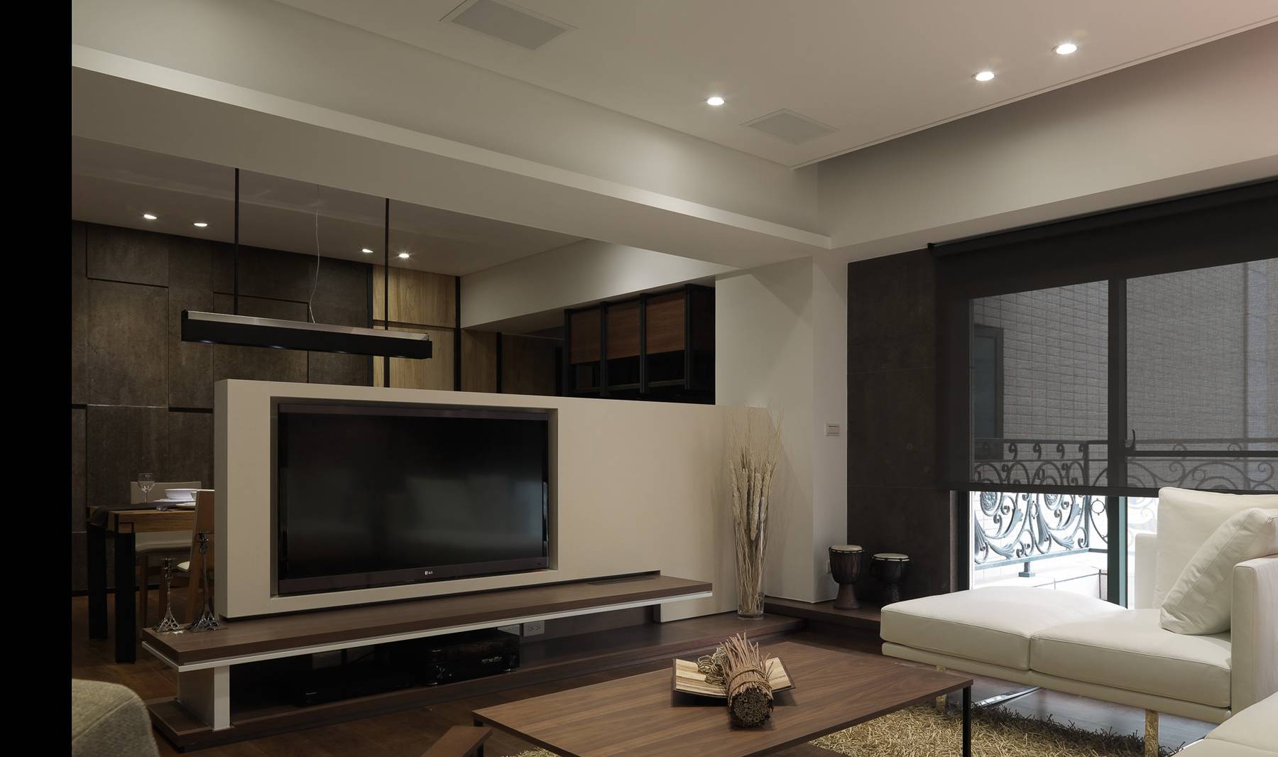 150平新中式超有设计感的客厅,内嵌式的电视背景墙即时尚又复古_空间