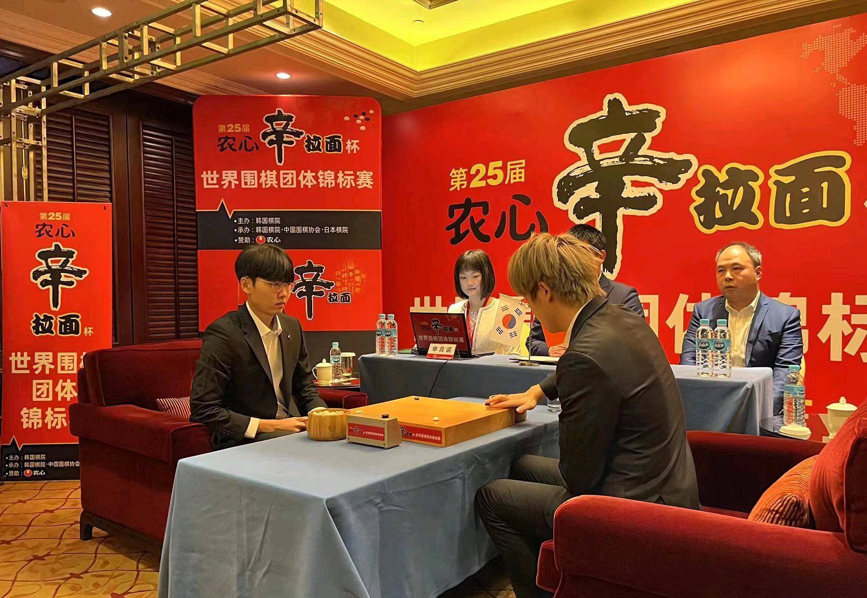 柯洁农心杯并无明显失误,但被申真谞温水煮青蛙_比赛_胜率_俞斌