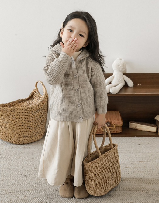 成都熠翊发服饰有限公司帮您,也帮这个世界,打造大时代的小可爱_童装