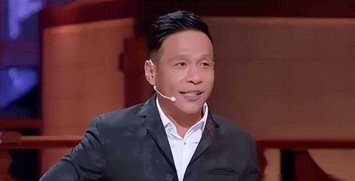 从泥泞小村到舞台巅峰,感情经历跌宕起伏,宋小宝用笑声点亮了自己的