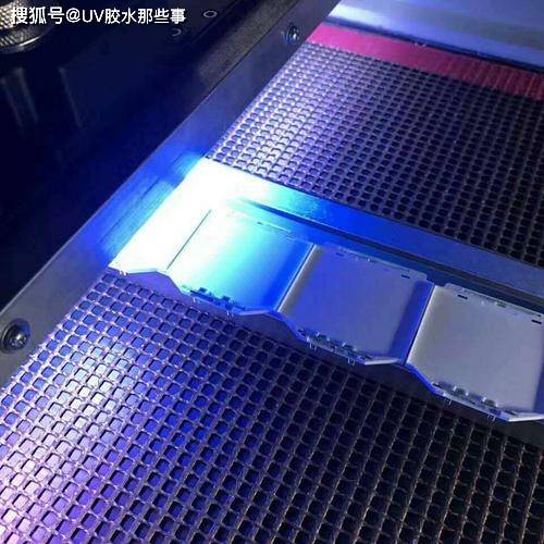 uv胶粘剂为从医疗设备到汽车行业的一系列应用提供安全可靠的粘接解决