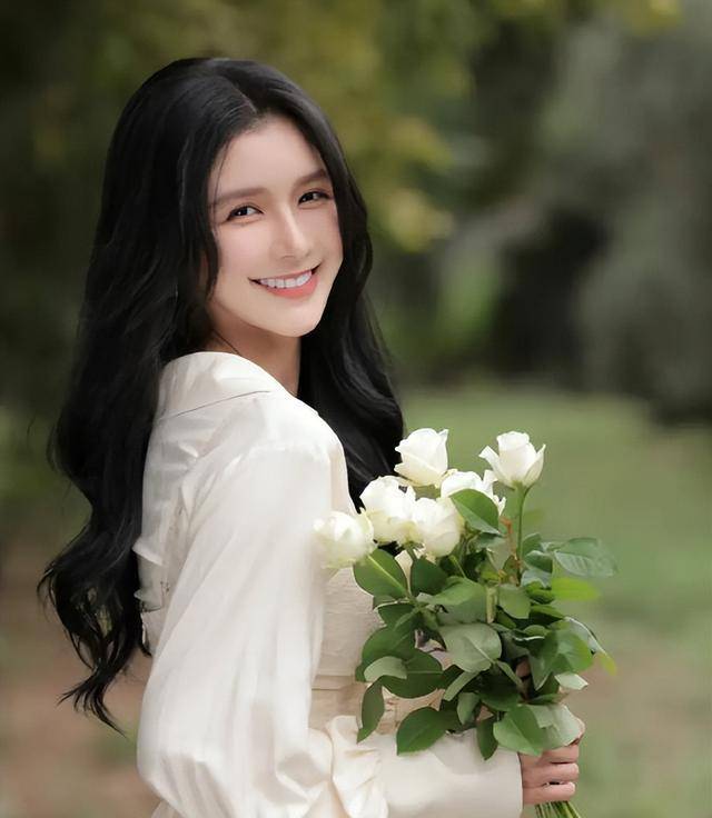 王大陆与新女友沐轩甜蜜滑冰,前女友蔡卓宜难过了吗?