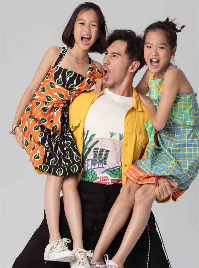 钟丽缇两女儿晒近照,考拉和二姐越来越像,jaden超模脸很美_气质_张伦