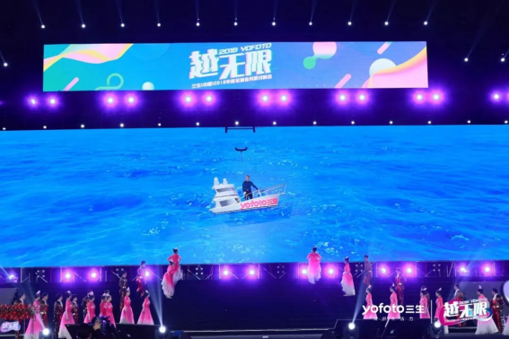 一棵树在成长过程中,旁人看到的多是其叶片和枝干,但其实决定这棵树