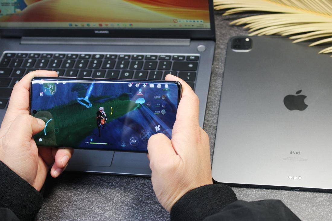 能够在最高画质下轻松流畅的运行王者,原神,吃鸡等吃手机配置的游戏