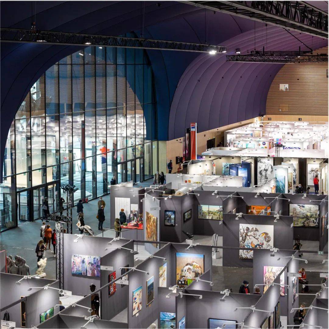 art capital国际艺术展创立于1884年,由法国政府文化部,法国国家博物