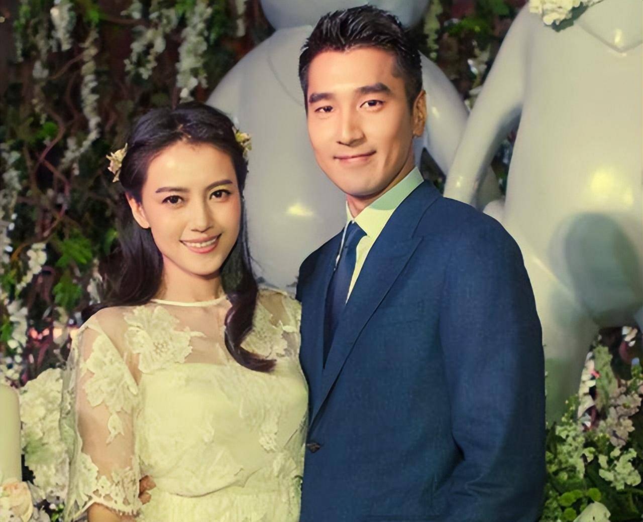 高圆圆带娃回台北过年,与女儿户外玩耍被偶遇,5岁rhea像赵又廷_家庭