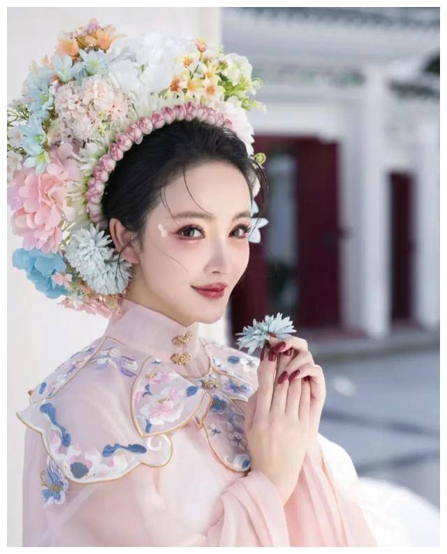 曾经在《步步惊心》中饰演明玉格格的刘雨欣,深得大